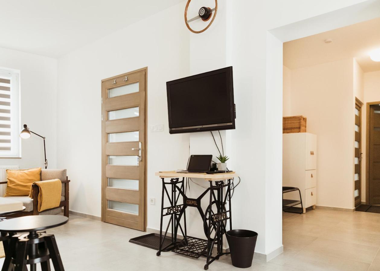 Major11 Apartman - Zsolnay Negyed Pécs Buitenkant foto