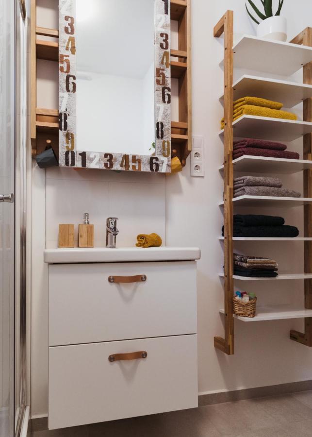 Major11 Apartman - Zsolnay Negyed Pécs Buitenkant foto