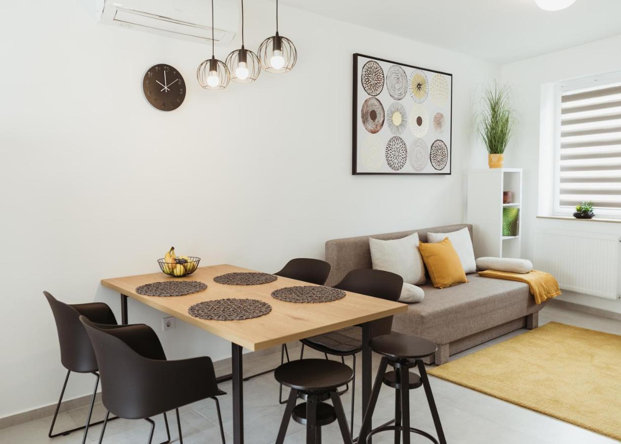 Major11 Apartman - Zsolnay Negyed Pécs Buitenkant foto
