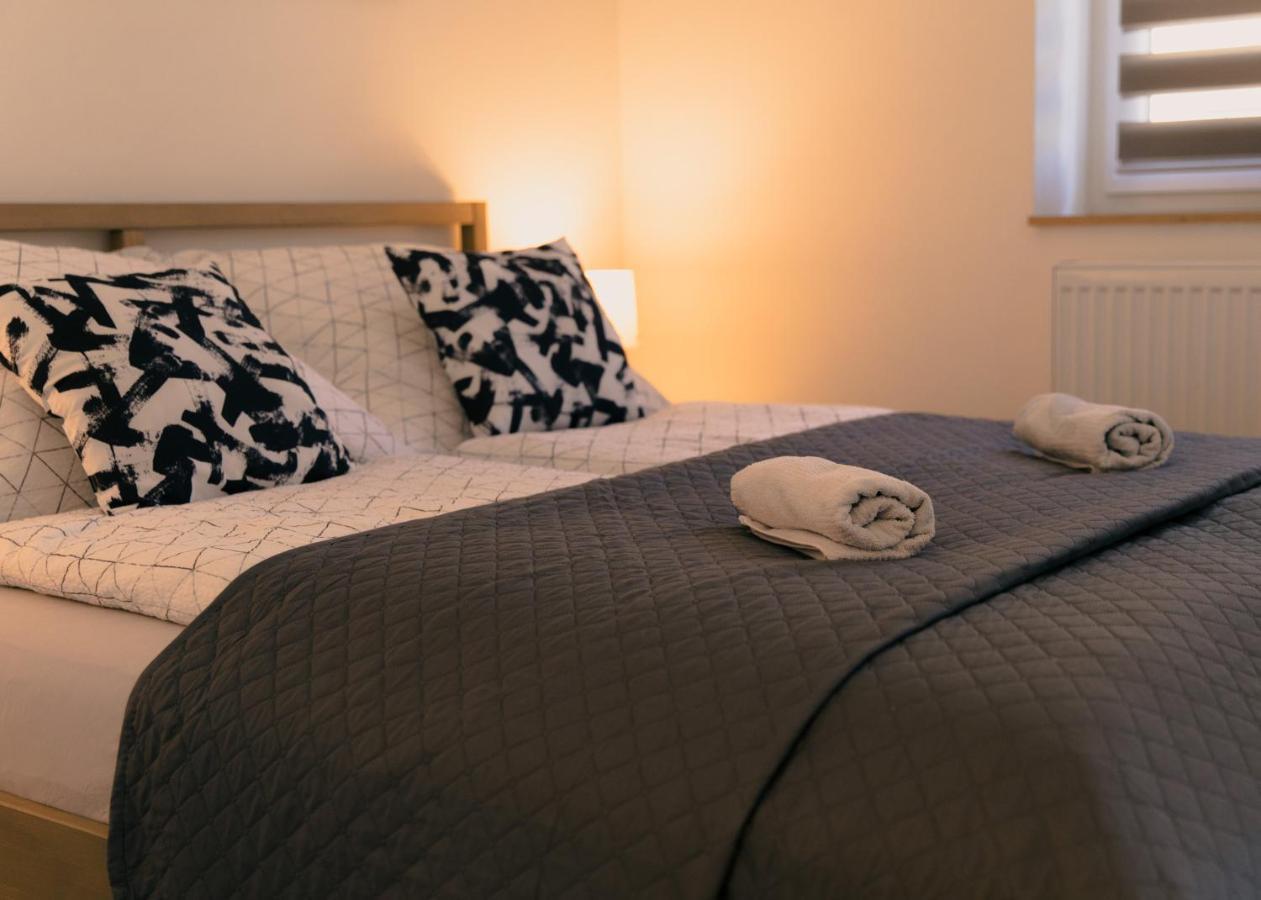 Major11 Apartman - Zsolnay Negyed Pécs Buitenkant foto